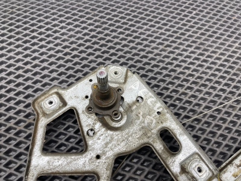 Стеклоподъемник, 590 рублей, Тверь