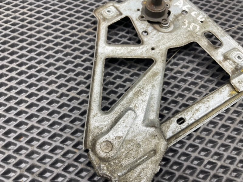 Стеклоподъемник, 590 рублей, Тверь