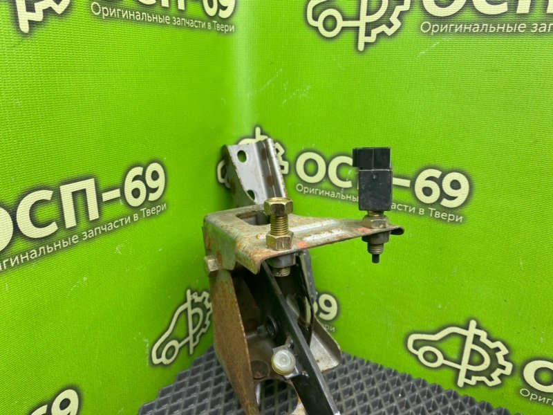 Педаль сцепления, 1990 рублей, Тверь