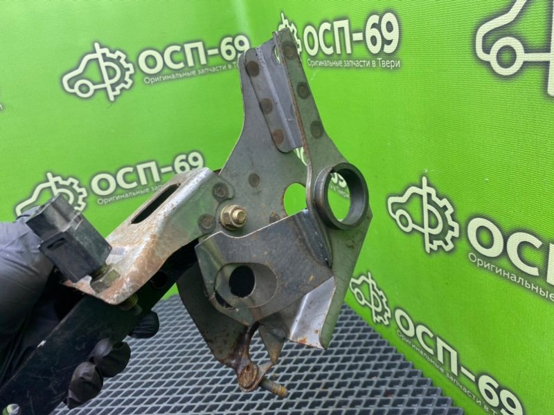 Педаль сцепления, 1990 рублей, Тверь