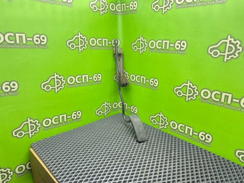 Педаль газа, 990 рублей, Тверь