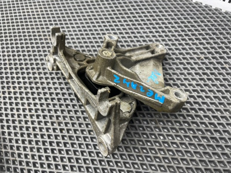 Опора МКПП, 990 рублей, Тверь