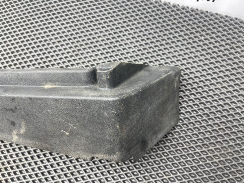 Кронштейн полки багажника, 990 рублей, Тверь