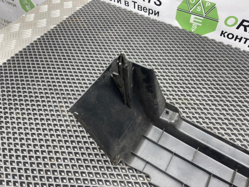 Кронштейн полки багажника, 990 рублей, Тверь