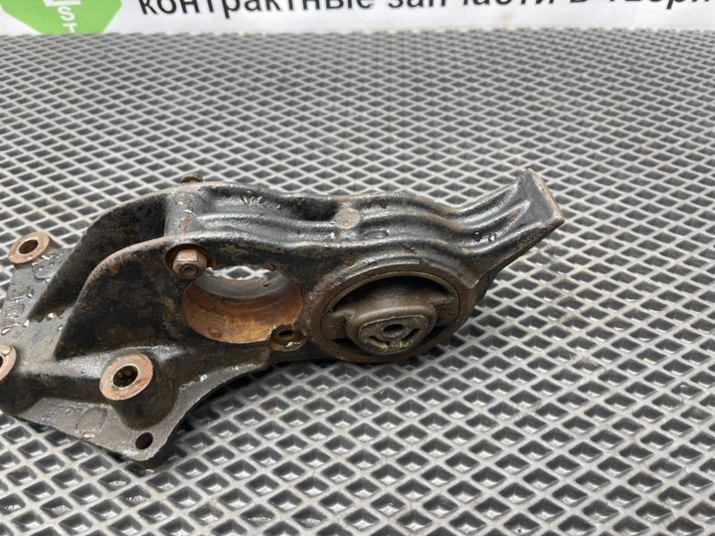 Кронштейн опоры двигателя, 1490 рублей, Тверь