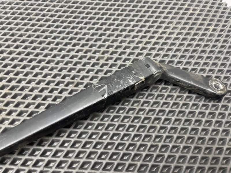 Дворник лобового стекла, 690 рублей, Тверь