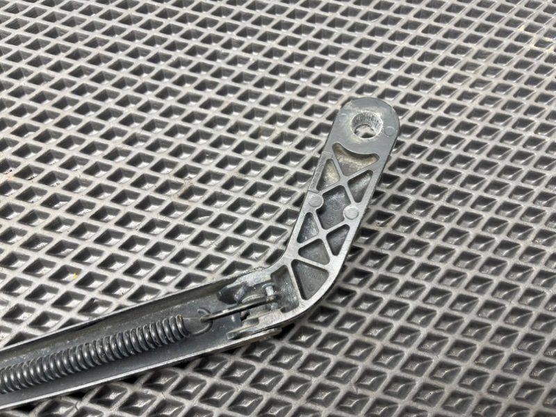 Дворник лобового стекла, 690 рублей, Тверь