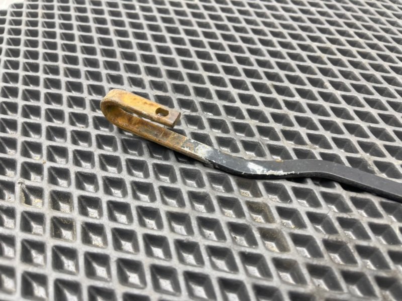 Дворник лобового стекла, 490 рублей, Тверь