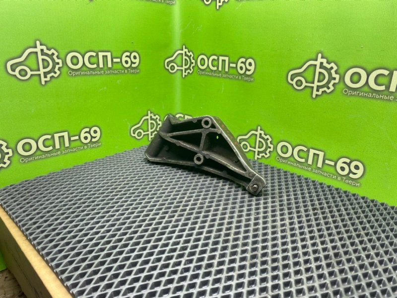 Кронштейн ГУР, 790 рублей, Тверь