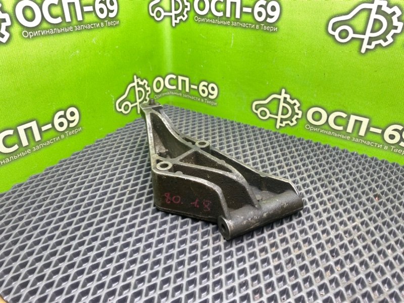 Кронштейн ГУР, 790 рублей, Тверь