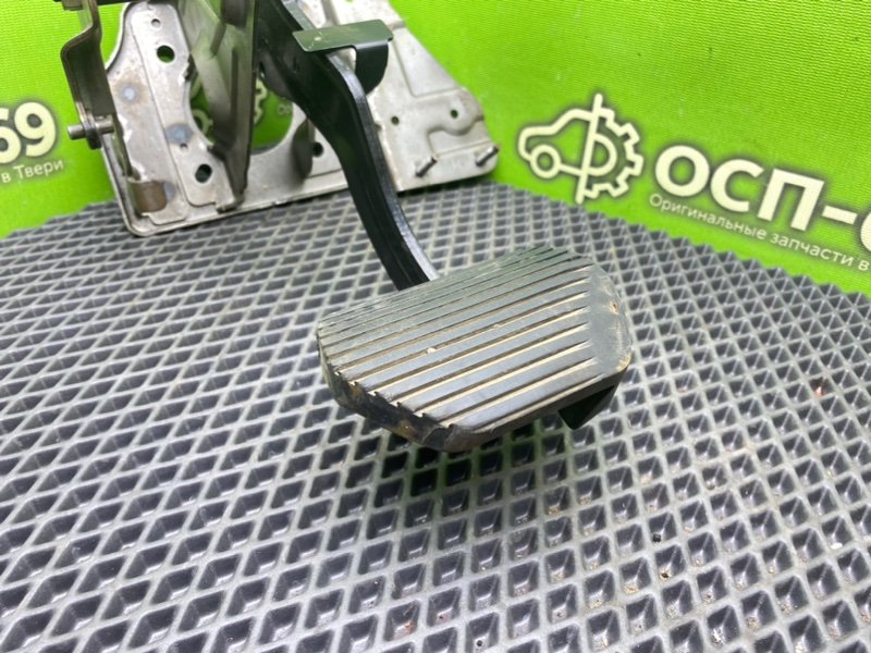 Педаль тормоза, 990 рублей, Тверь