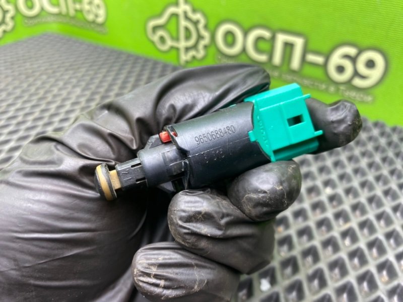 Концевик стоп-сигнала, 690 рублей, Тверь