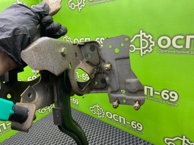 Педаль тормоза, 990 рублей, Тверь