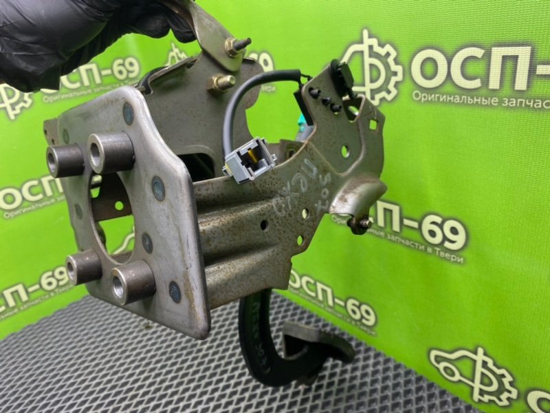 Педаль тормоза, 990 рублей, Тверь