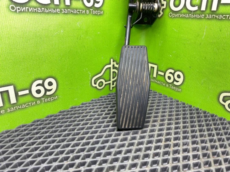 Педаль газа, 790 рублей, Тверь