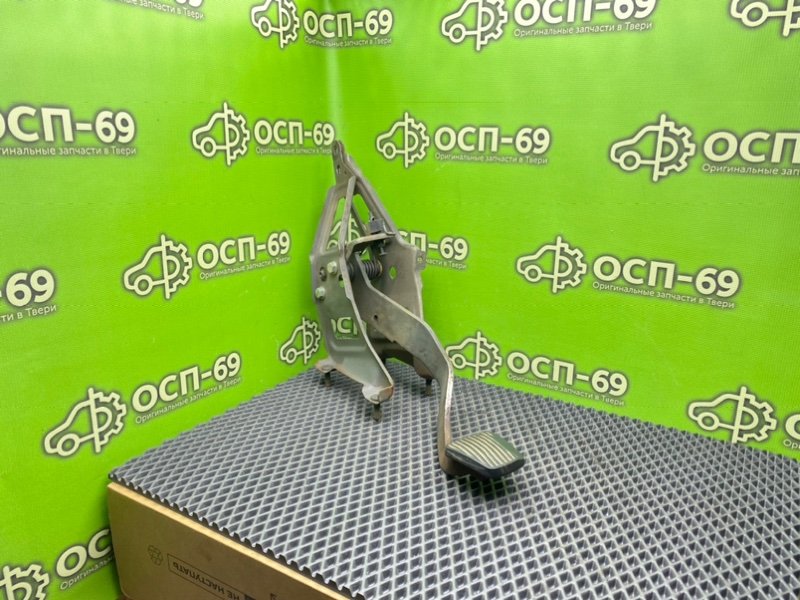 Педаль тормоза, 790 рублей, Тверь