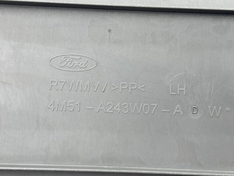 Накладка стойки, 490 рублей, Тверь