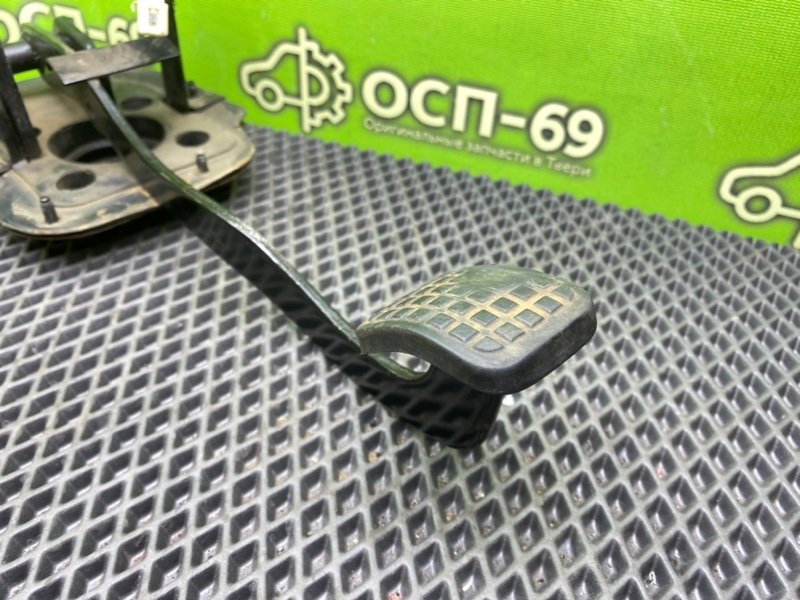 Педаль тормоза, 690 рублей, Тверь