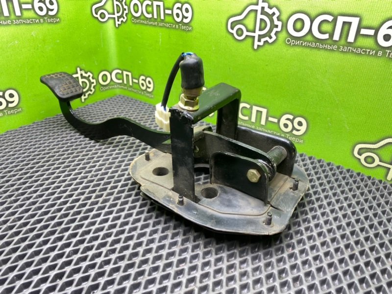 Педаль тормоза, 690 рублей, Тверь