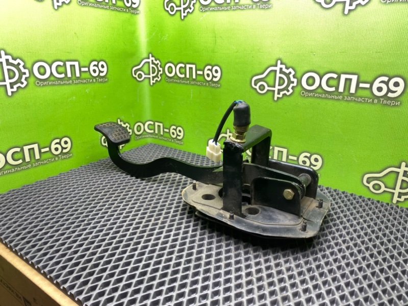 Педаль тормоза, 690 рублей, Тверь