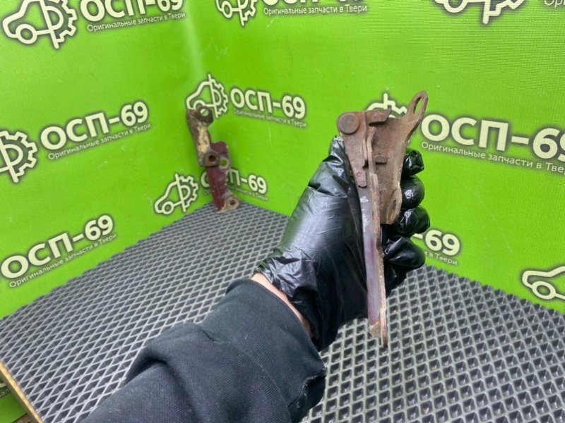 Петли капота, 1990 рублей, Тверь