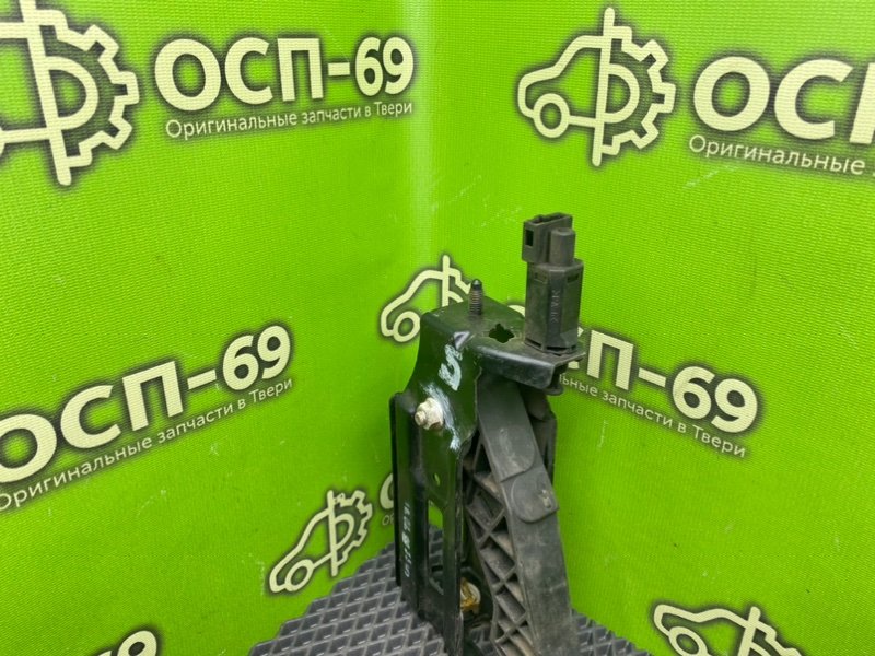 Педаль сцепления, 1290 рублей, Тверь