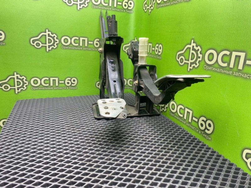 Педальный узел, 1990 рублей, Тверь