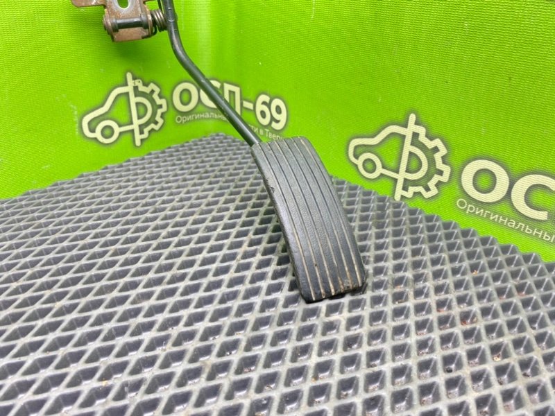 Педаль газа, 390 рублей, Тверь