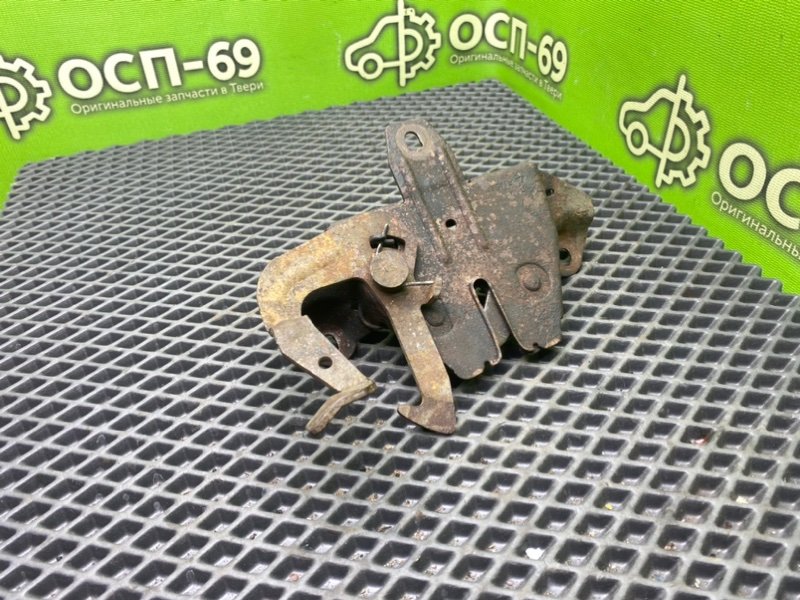 Замок капота, 990 рублей, Тверь