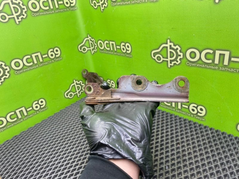 Петли капота, 1990 рублей, Тверь