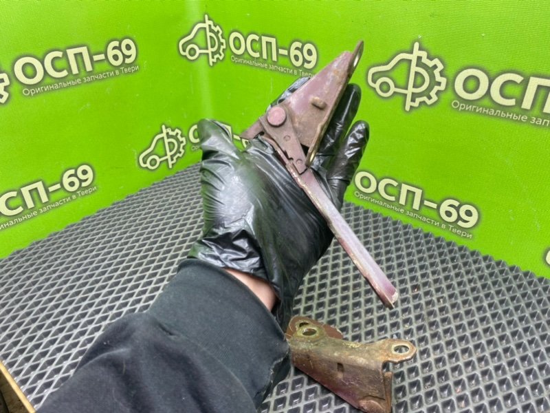 Петли капота, 1990 рублей, Тверь