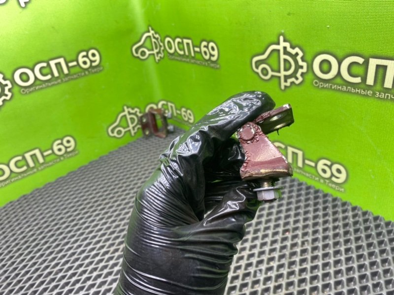 Петли багажника, 1790 рублей, Тверь