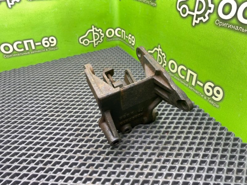 Кронштейн ГУР, 790 рублей, Тверь