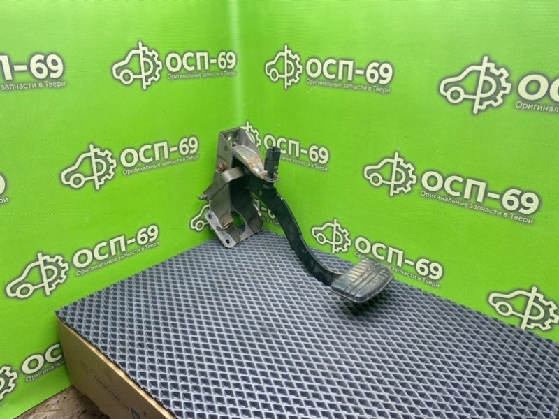 Педаль тормоза, 690 рублей, Тверь