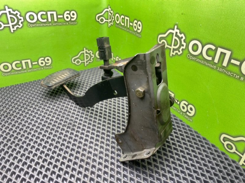 Педаль тормоза, 690 рублей, Тверь