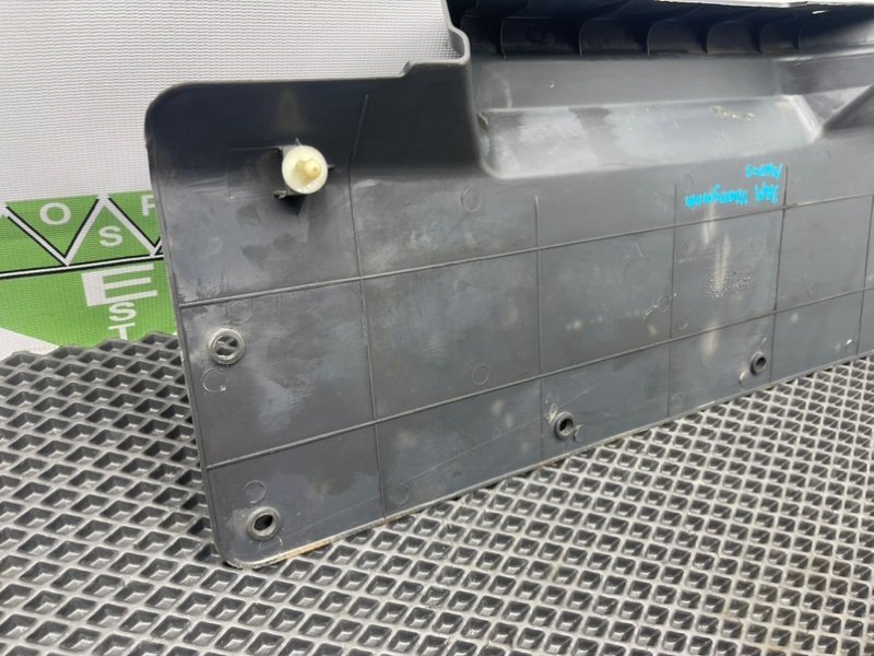 Обшивка двери багажника, 790 рублей, Тверь