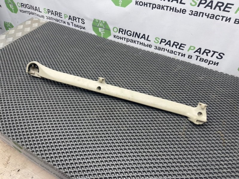 Кронштейн полки багажника, 690 рублей, Тверь