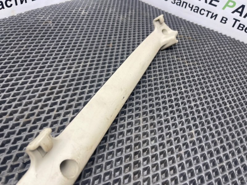 Кронштейн полки багажника, 690 рублей, Тверь