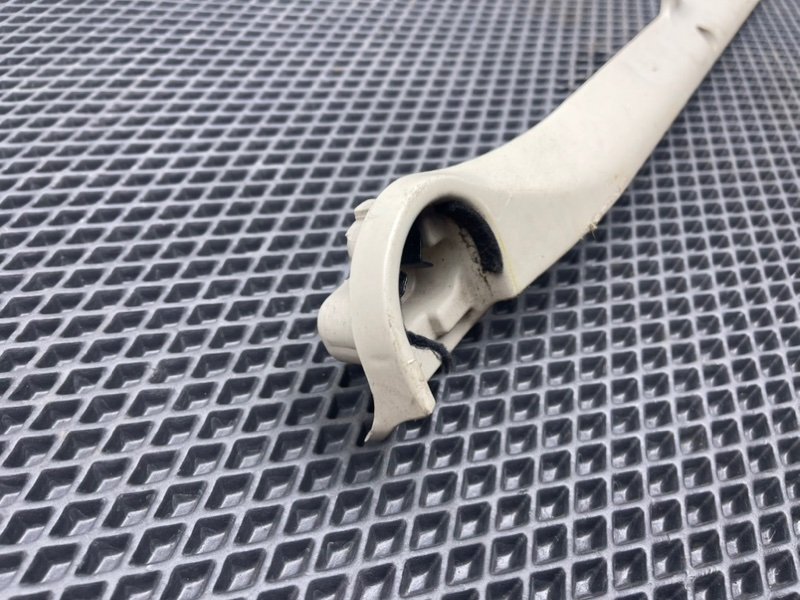 Кронштейн полки багажника, 690 рублей, Тверь