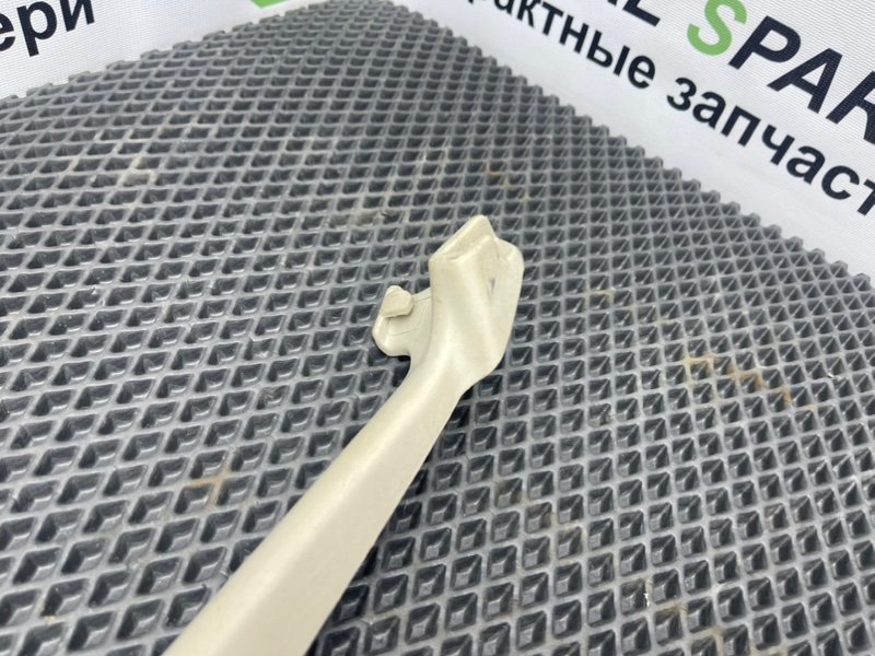 Кронштейн полки багажника, 690 рублей, Тверь