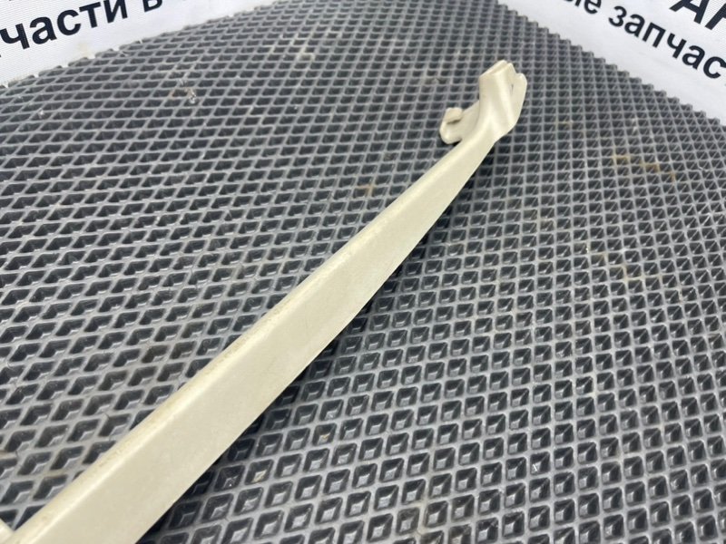 Кронштейн полки багажника, 690 рублей, Тверь