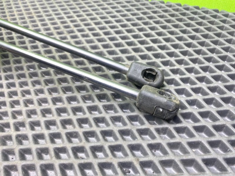 Амортизаторы багажника, 1290 рублей, Тверь