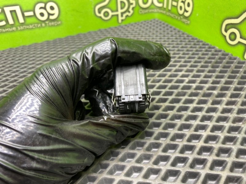 Кнопка, 790 рублей, Тверь