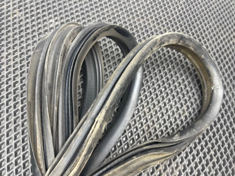 Уплотнитель двери, 490 рублей, Тверь