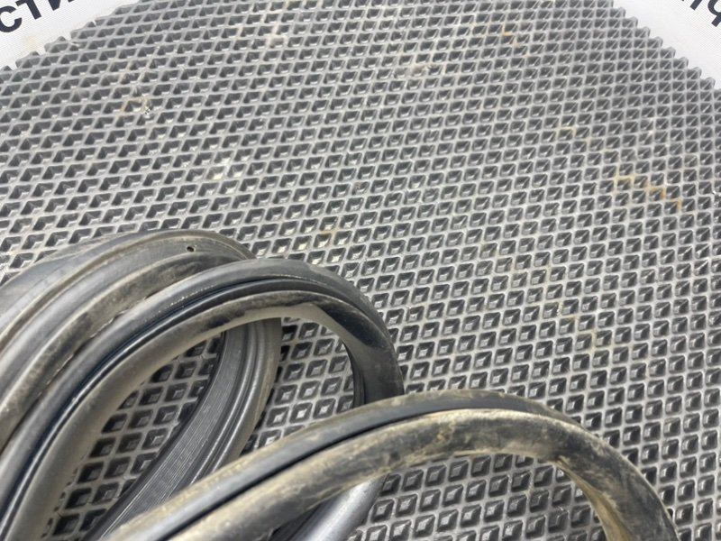 Уплотнитель двери, 490 рублей, Тверь