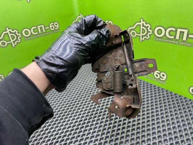 Замок капота, 990 рублей, Тверь