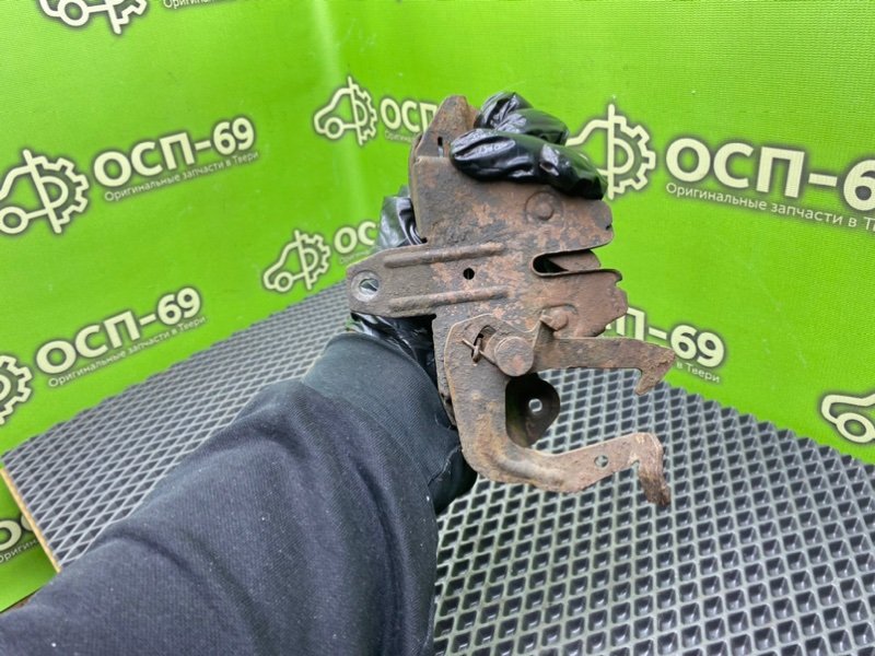 Замок капота, 990 рублей, Тверь