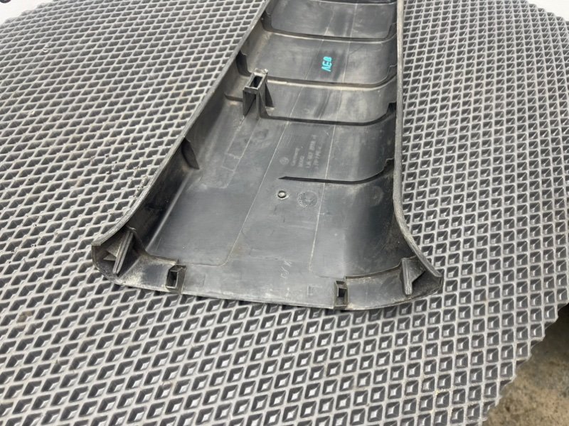 Накладка стойки, 590 рублей, Тверь