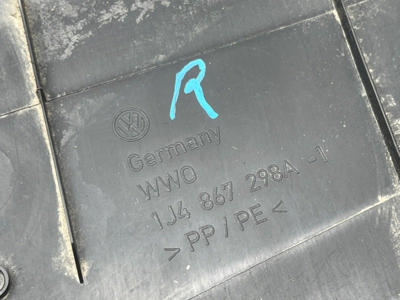 Накладка стойки, 590 рублей, Тверь