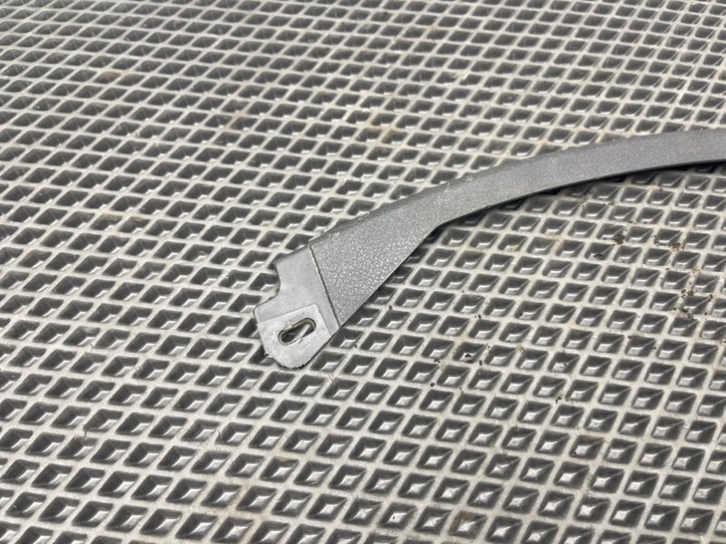 Накладка стойки, 390 рублей, Тверь